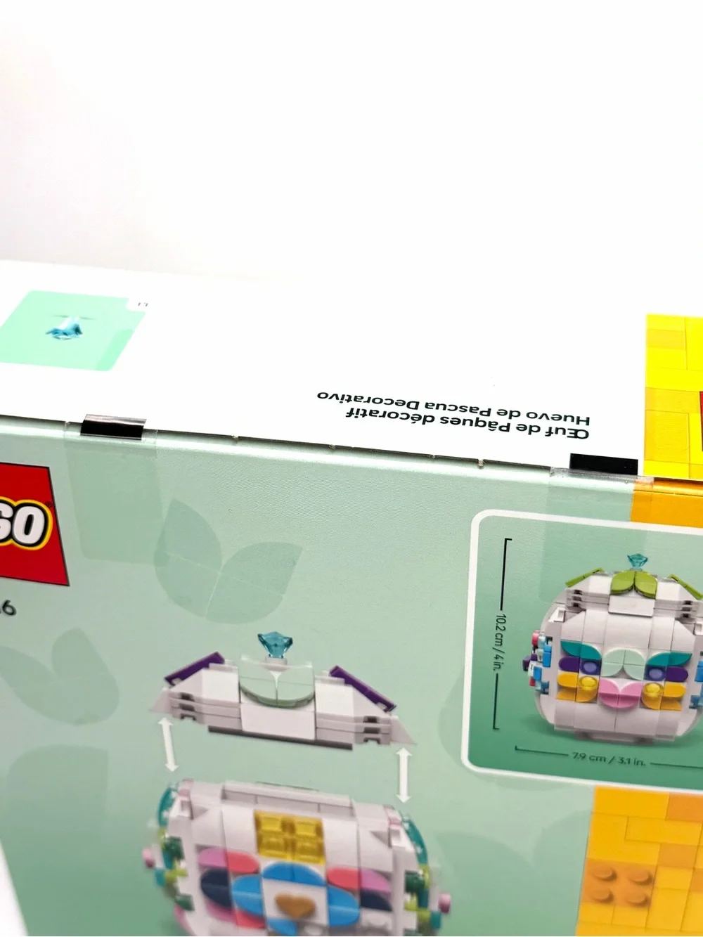 LEGO Colorful Decorative Easter Egg 40816 Set